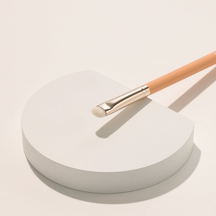 [the tool lab] The Tool Lab 205 Ice Merge Brush Eye Shadow Brush