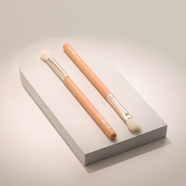 [The Tool Lab] The Tool Lab 212 Blending Eyeshadow Brush Large