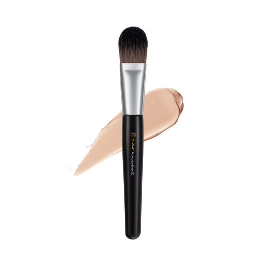 [STUDIO17] Studio 17 Foundation Brush 823