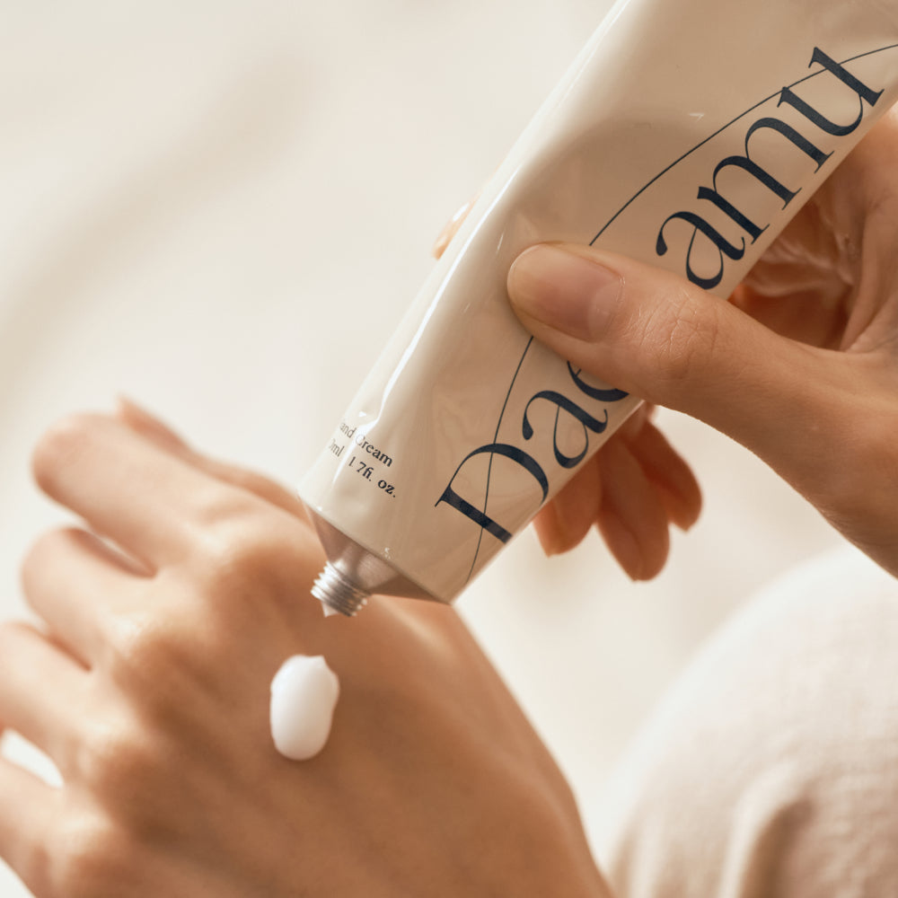 [CHI] Intoxicating hand cream 50ml (choose 1 of 4 types)