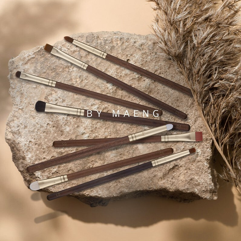 [Soo Ador] BY MAENG 16 types of makeup brushes, choose 1