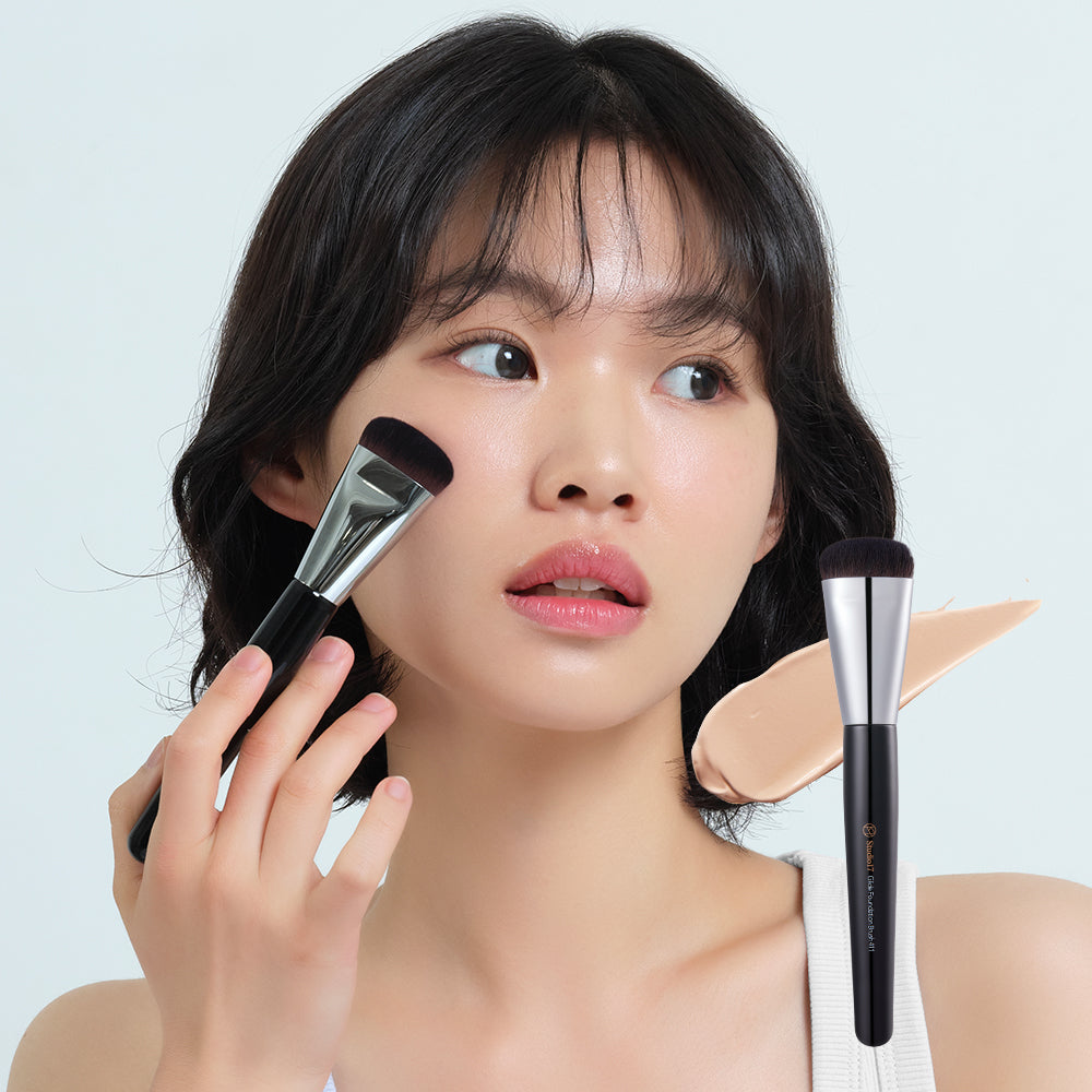 [STUDIO17] Studio 17 Glide Foundation Brush 411
