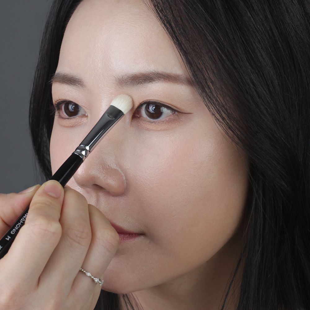 [hwahongm] Hwahongm Eyeshadow Brushes 3 Types (Choose 1)