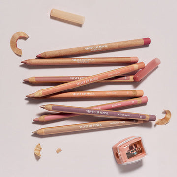 [Clio] ベルベットリップペンシルスペシャル (本品 + シャープナー)
